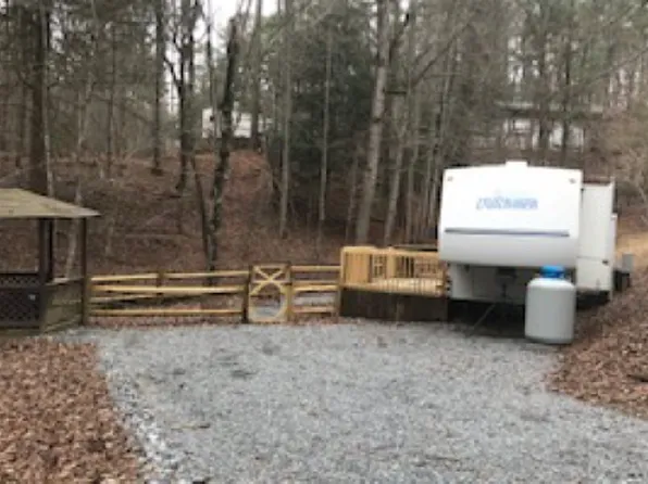 43 22nd St #1, Ellijay, GA 30540