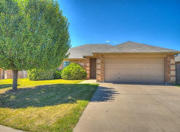 2nd image of 909 La Sierra Dr