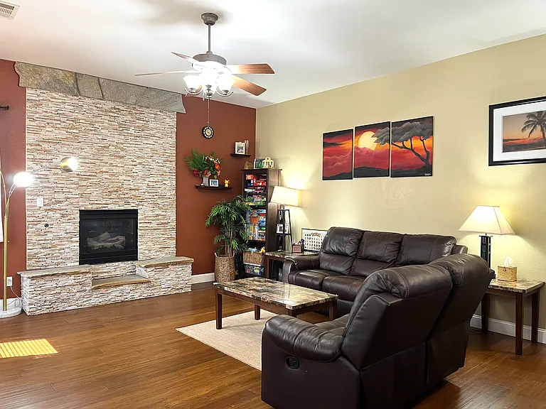 7729 Villa Gabriela Ave #B — Photo 18