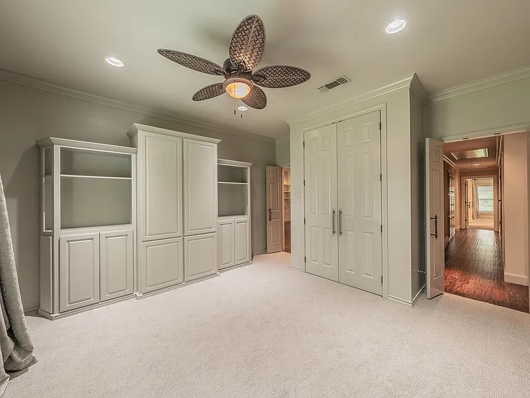 6724 Blue Meadow Dr — Photo 39