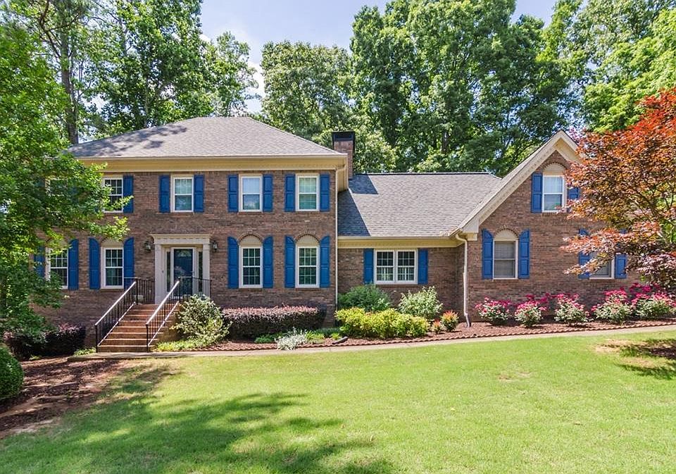 1st image of 2725 Winthrope Way