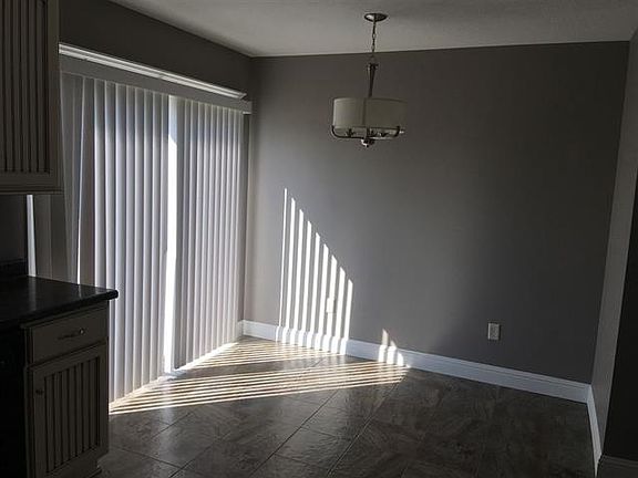 5th image of 110 Eagle Pass Ln APT 1