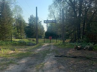 8357 Sylvester Trl, Grayling, MI 49738