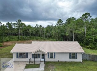 215 Scott Spencer St NE, Ludowici, GA 31316