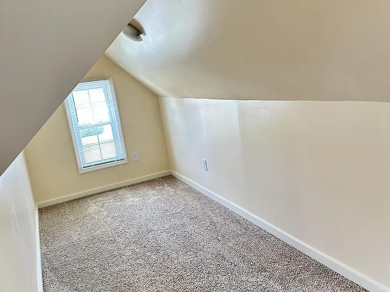 5680 Shawnee Dr — Photo 13