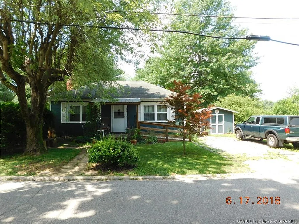 555 N Sandy Hook Rd photo 1