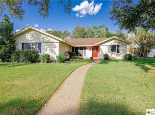 113 Sussex Dell Dr, Victoria, TX 77904