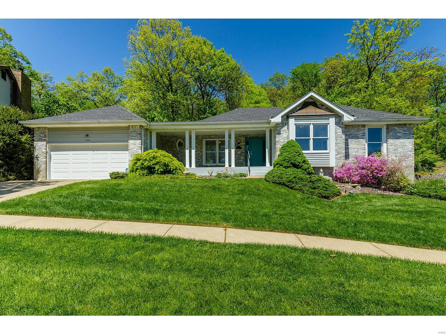 5970 Summerhedge Pl photo 1