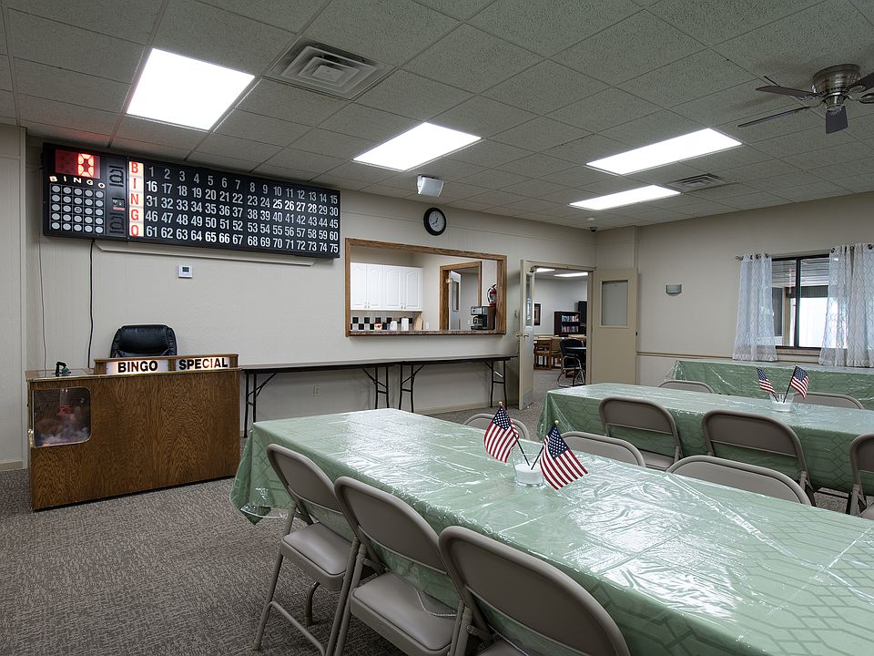 Cloverleaf Estates East - Clubhouse