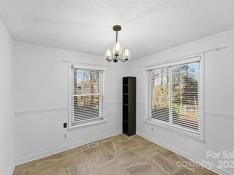 1051 Cox Mill Rd — Photo 20
