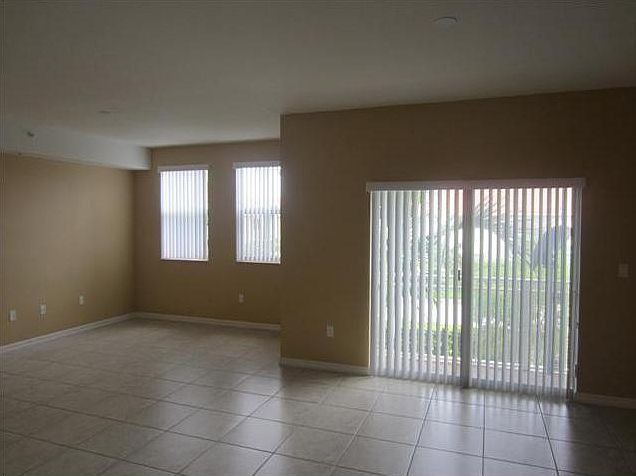 1st image of 10885 NW 89th Ter Unit 212