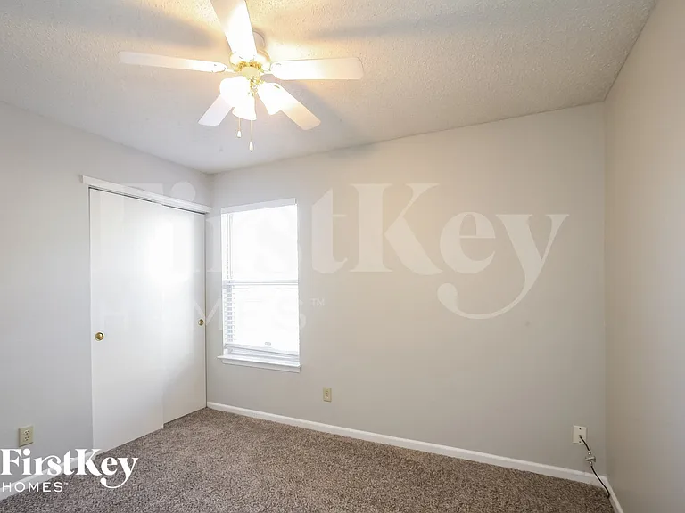 6647 Stanhope Way — Photo 9