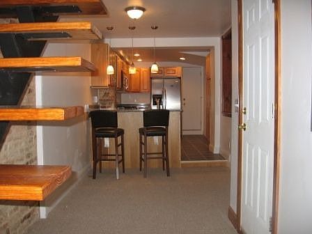 Kitchen & dining room