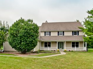 19465 W Aspen Dr, Mundelein, IL 60060