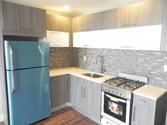 Rented by Bold New York | media 6