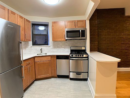 1st image of 149 E 81st St #3S