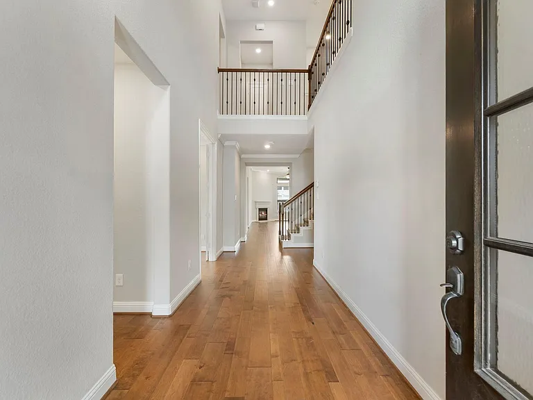 4309 Victoria Pine Dr — Photo 3