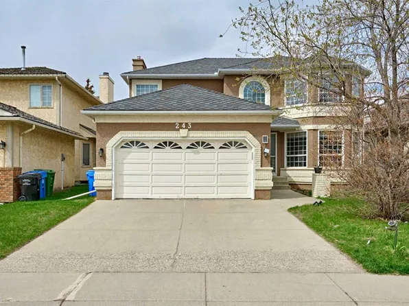 243 SE Hampshire Close NW, Calgary, AB T3A 4X9