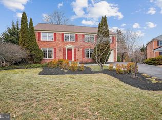 8805 Copenhaver Dr, Rockville, MD 20854