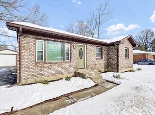 5305 Pyrus Ln, Louisville, KY 40258