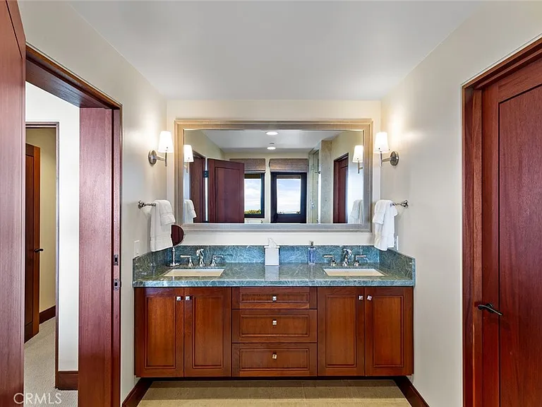 1119 Emerald Bay — Photo 36