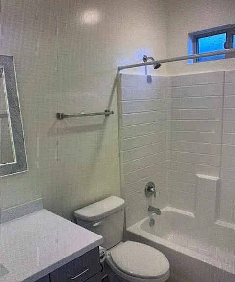 898 Guadalupe St #13 — Photo 5