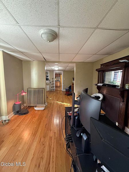 4th image of 64 Oakwood Avenue