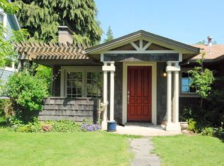 345 E Ave, Lake Oswego, OR 97034