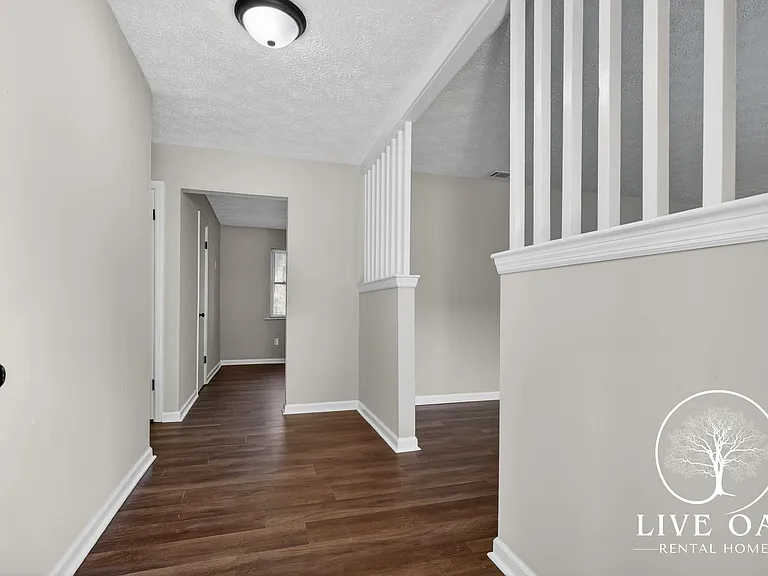 623 Georgia Ave — Photo 6