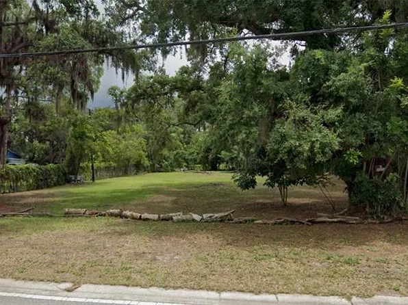 820 26th Ave E #2, Bradenton, FL 34208