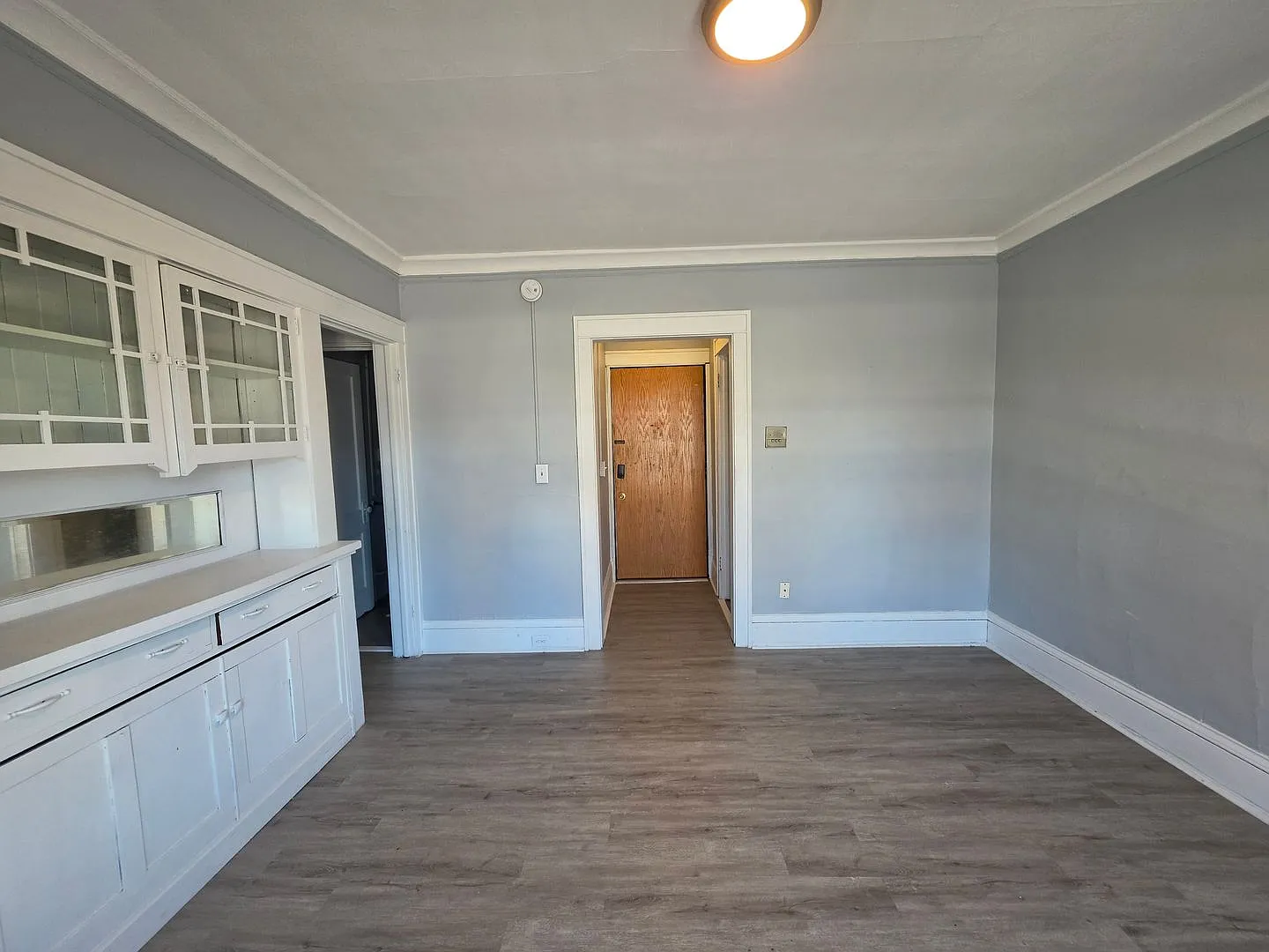 1302 Linden Ave — Photo 3
