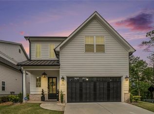 704 Fairlane Rd, Marietta, GA 30064