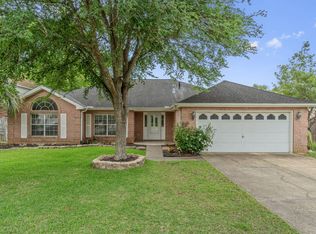 208 Linda Cv, Fort Walton Beach, FL 32547