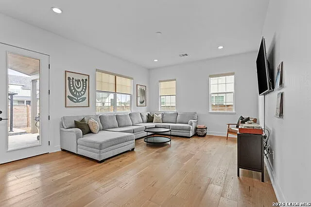 415 Alexander Ave — Photo 22