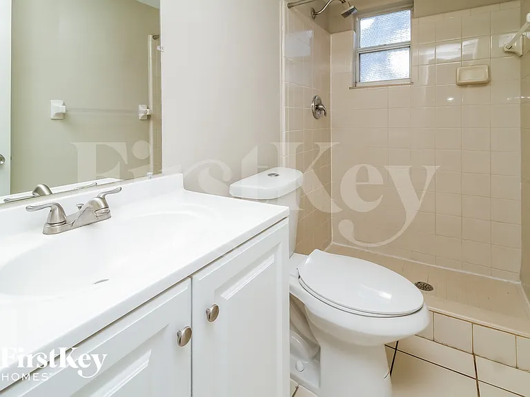 8618 Vannoy Ct — Photo 12