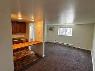 110 Whitestown Village, Butler, PA 16001