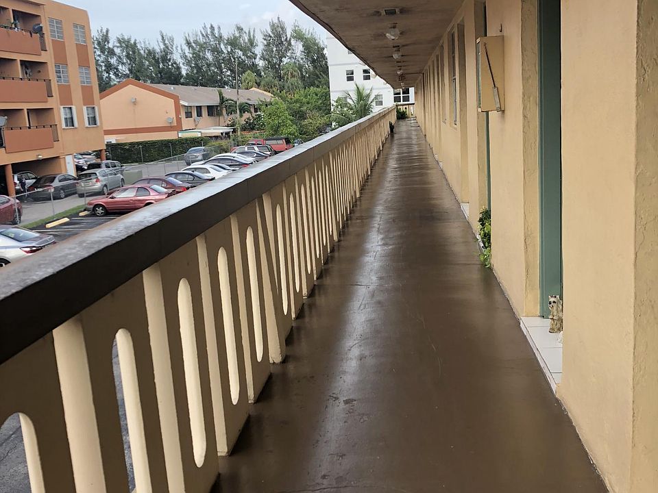 2nd image of 275 NW 72nd Ave APT 12