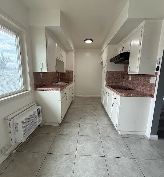 241 E Dexter St #5 — Photo 4