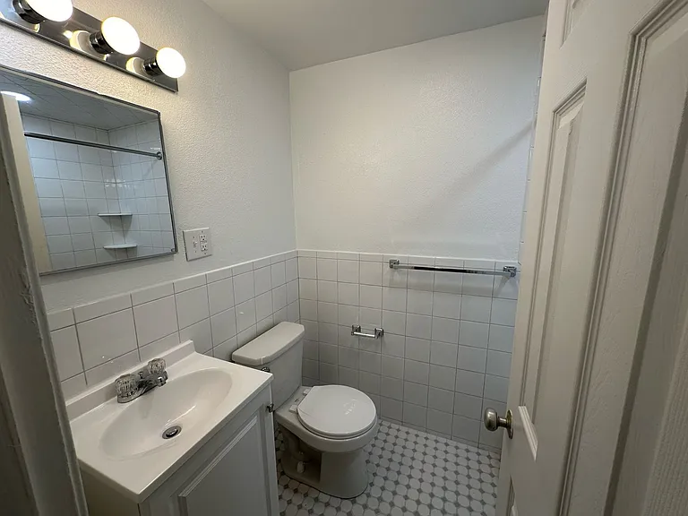 5424 Fifth Ave — Photo 13