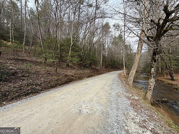 4th image of Maple Rest Ln #6-7