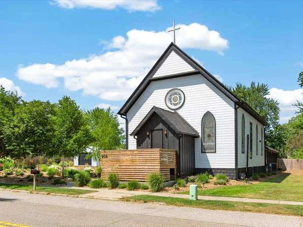208 N Cleveland Ave, Galien, MI 49113