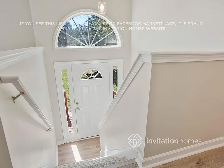 301 Willow Ln — Photo 5