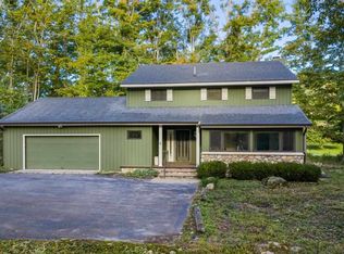 2364 Pinecrest St, Harbor Springs, MI 49740