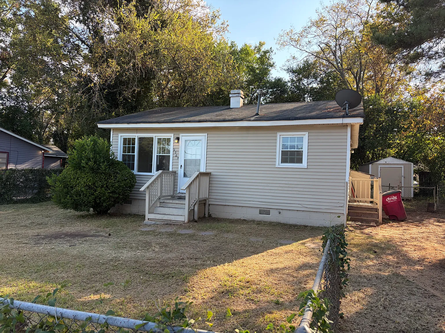 2 bed, 800 sqft, $1,000 — Photo 2
