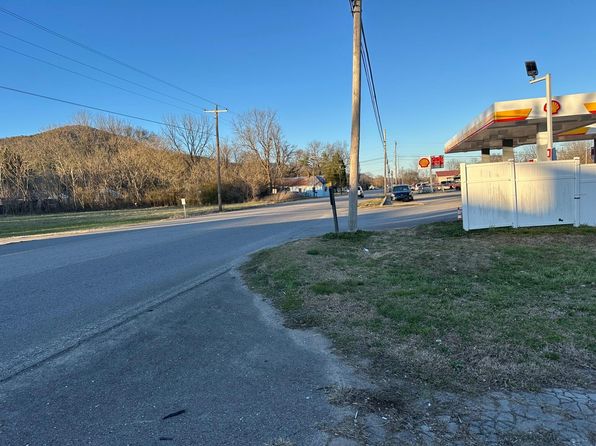 2025 S Cedar Ave, South Pittsburg, TN 37380