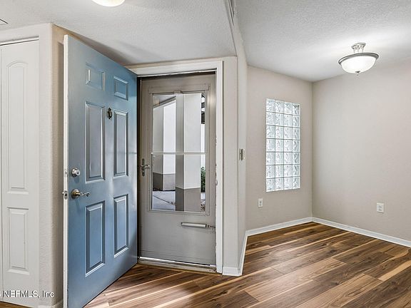 3rd image of 10150 BELLE RIVE Boulevard #2103