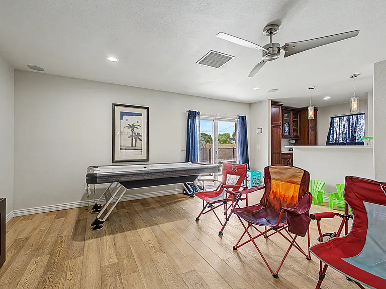 3346 E Cochise Dr — Photo 19