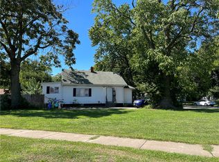 1155 Elmhurst Ave, Decatur, IL 62526