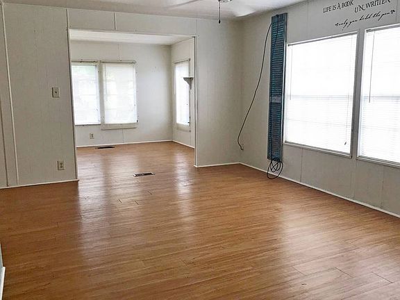 3rd image of 3150 NE 36th Ave #314