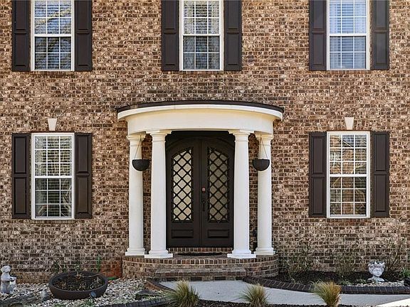 2nd image of 6162 Red Maple Rd